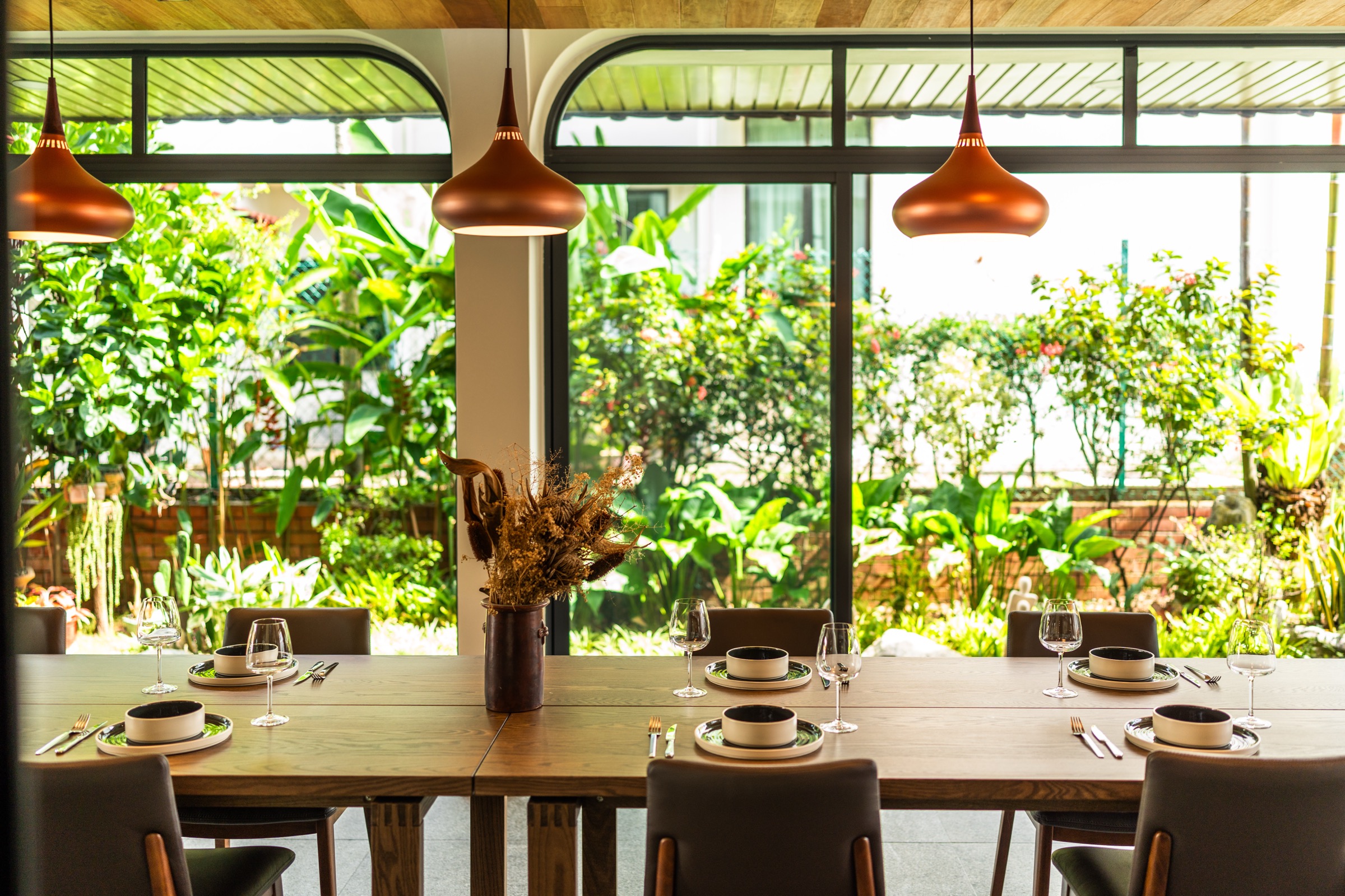Dining in the Garden, a home reworked around an outdoor dining pavilion