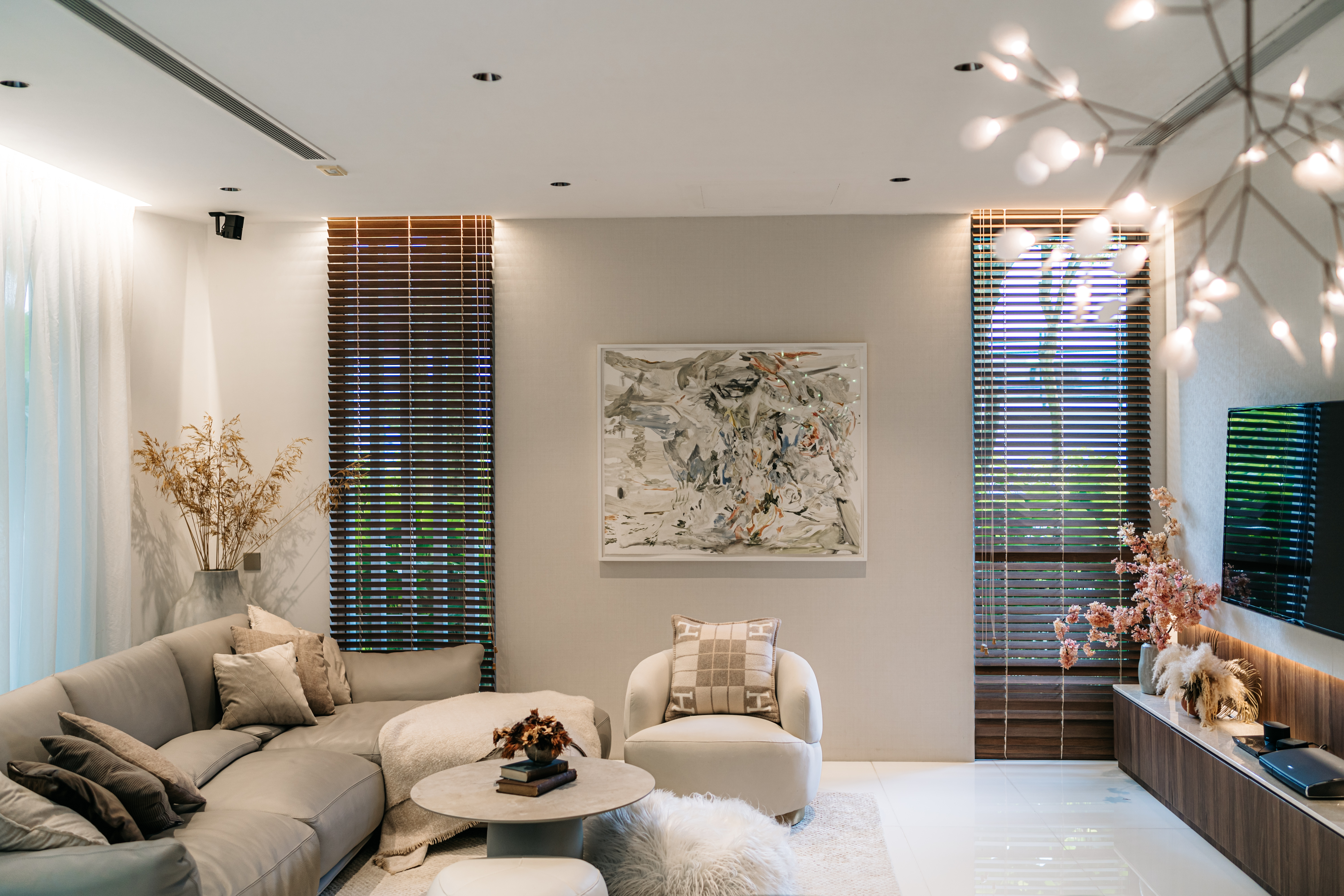 Dining area with a custom Antolini marble table linked to the kitchen serving area