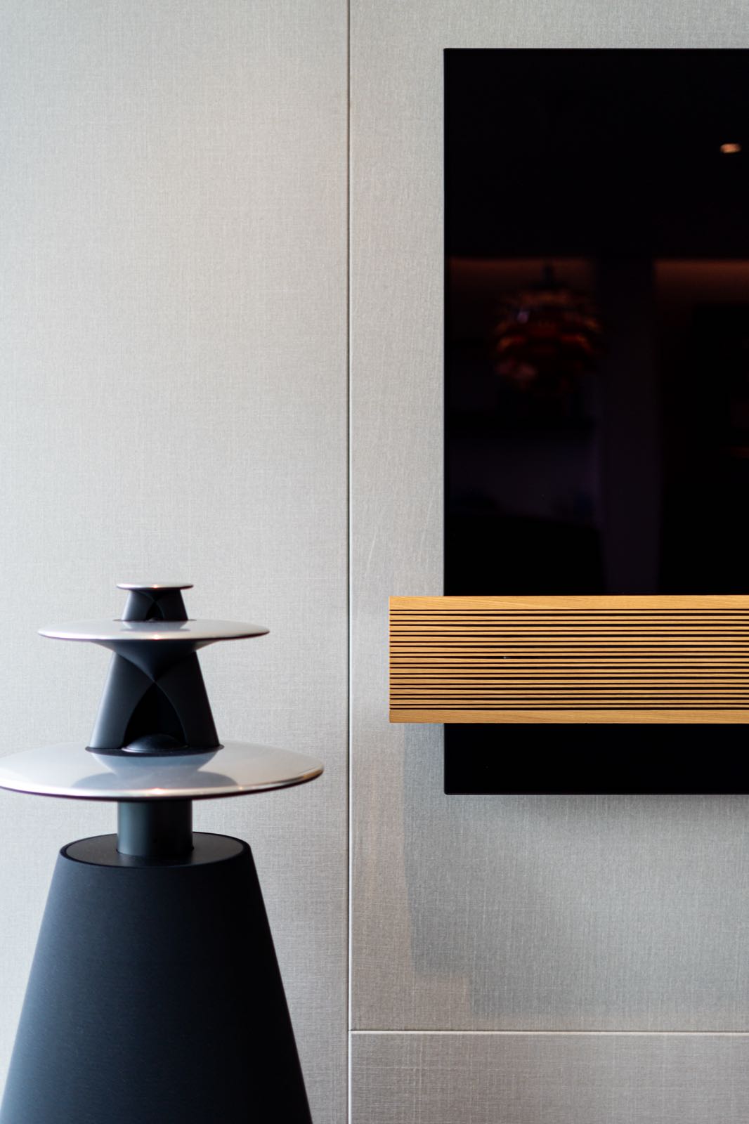 Detail shot of B&O Beolab speaker and B&O television soundbar